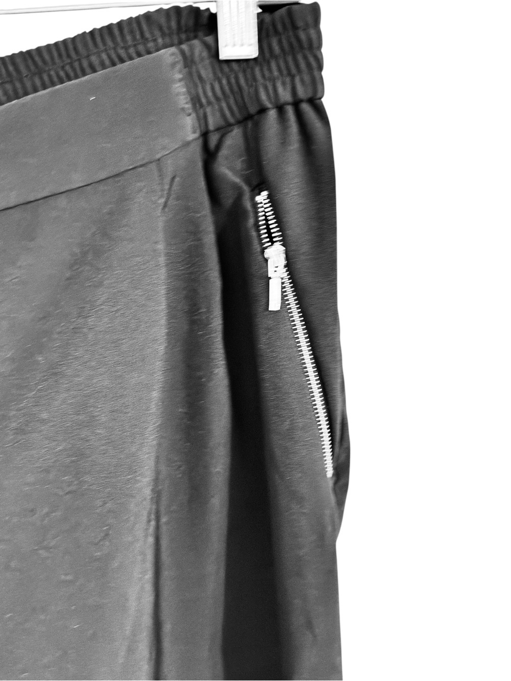 Sierra Sky Black Jogger Pants Size Large Elastic Waist Zip Pocket Tapered Ankle - Picture 4 of 11